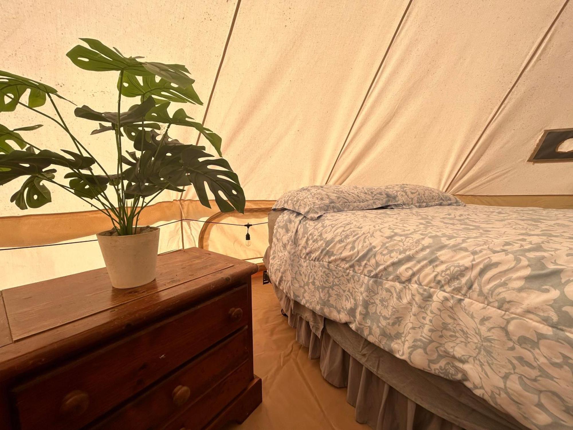 Maleka Farm: Tent Glamping North Shore Oahu Laie Exteriör bild